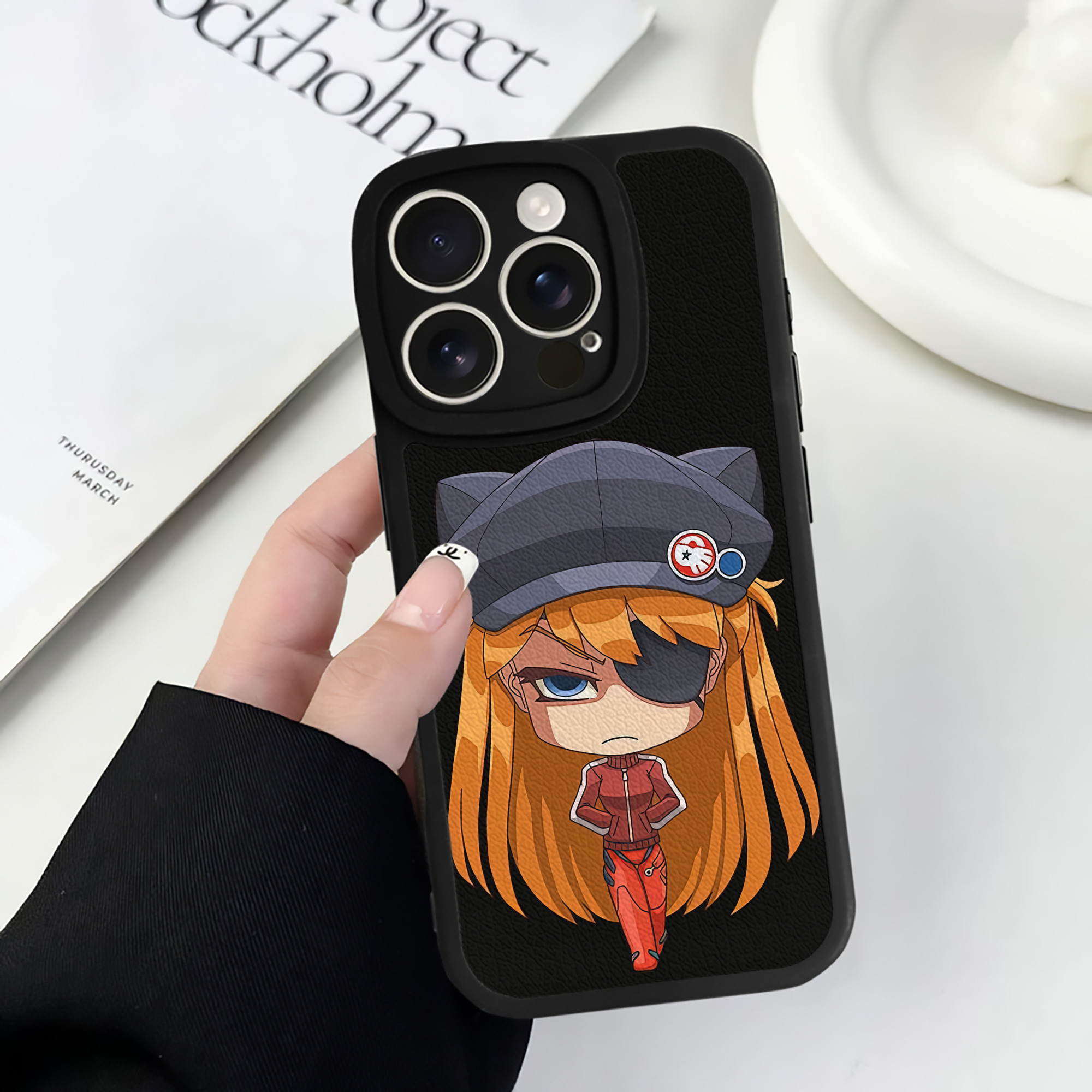 （画像用） EVA 新世紀エヴァンゲリオン 【iPhone 16シリーズ対応】シリコンスマホケース（レザー調） 材質：シリコン